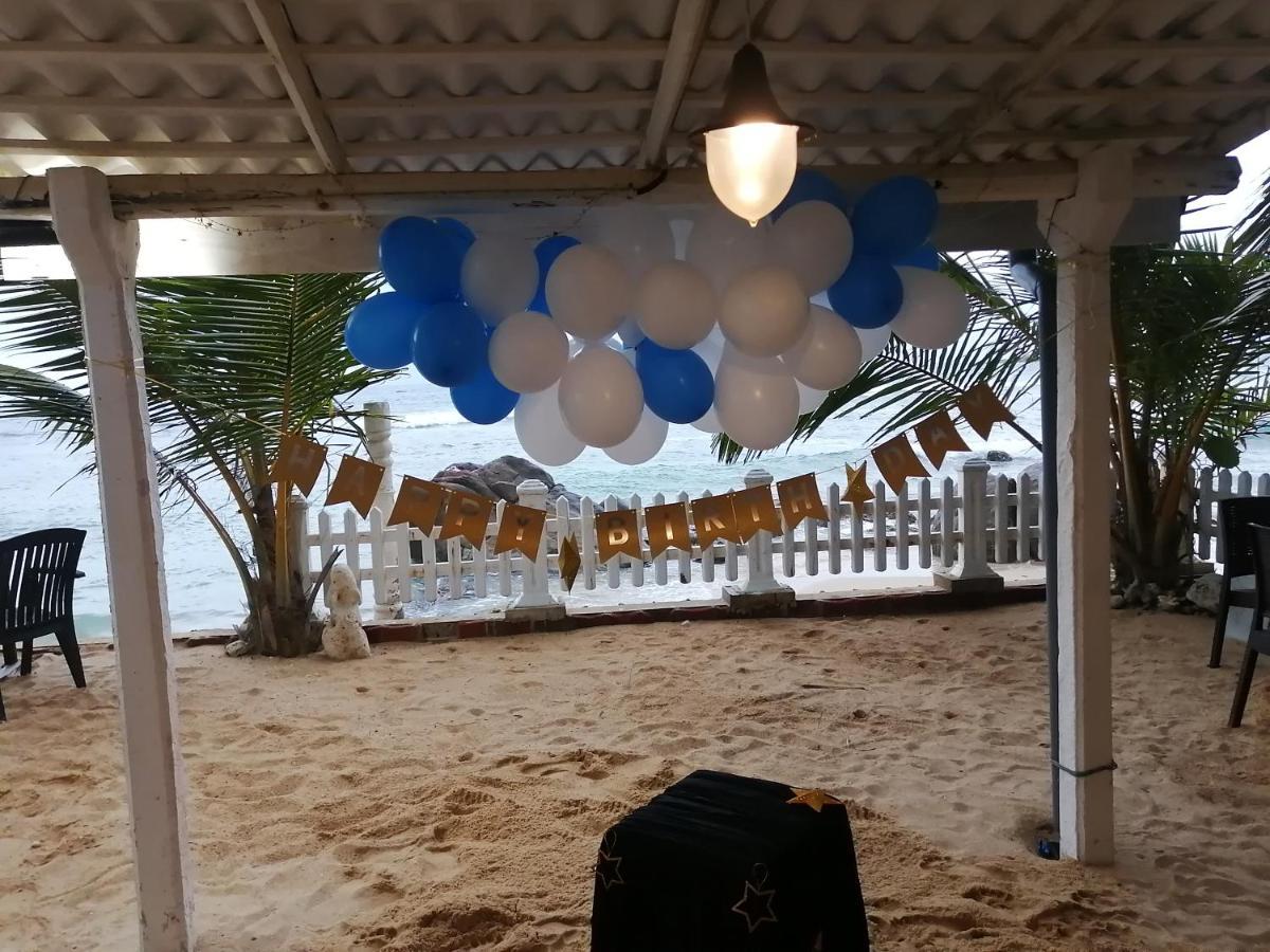 Happy Beach Villa Resort Unawatuna Kültér fotó